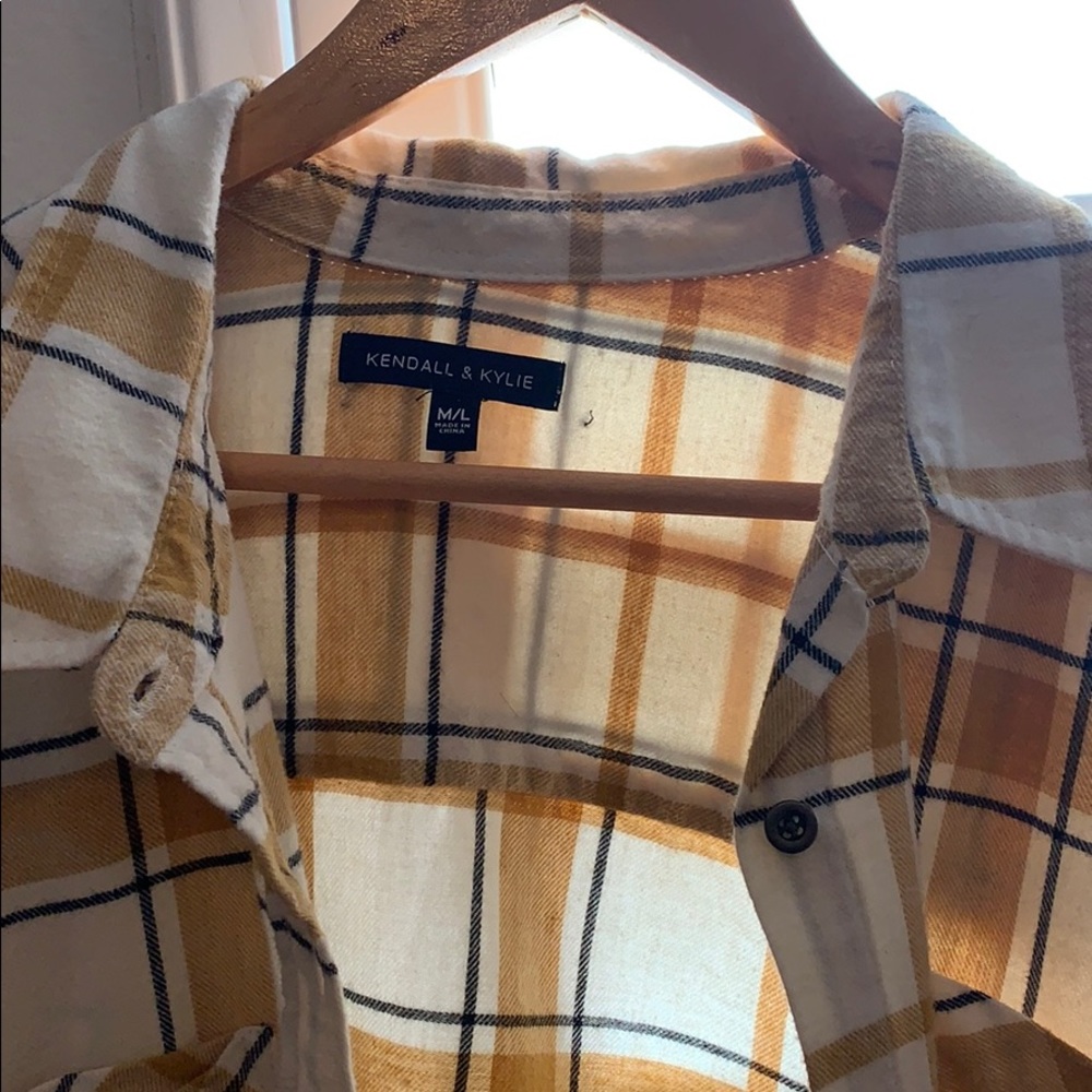 Flannel 🧡 - Picture 3 of 3